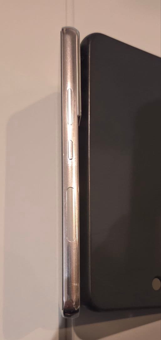 Samsung Galaxy S22 ホワイト