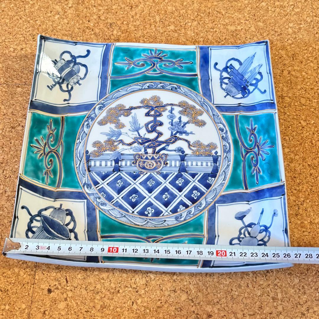 り*ゴ様 九谷焼　山本長左　　宮内庁御用達　　皿　　飾り皿　　未使用