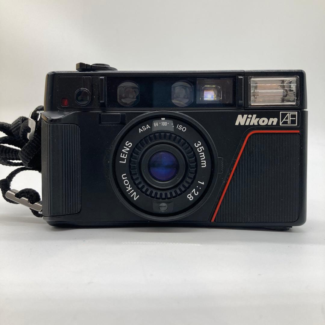 完動品Nikon ニコン L35 ピカイチ 35mm 1:2.8 ISO400