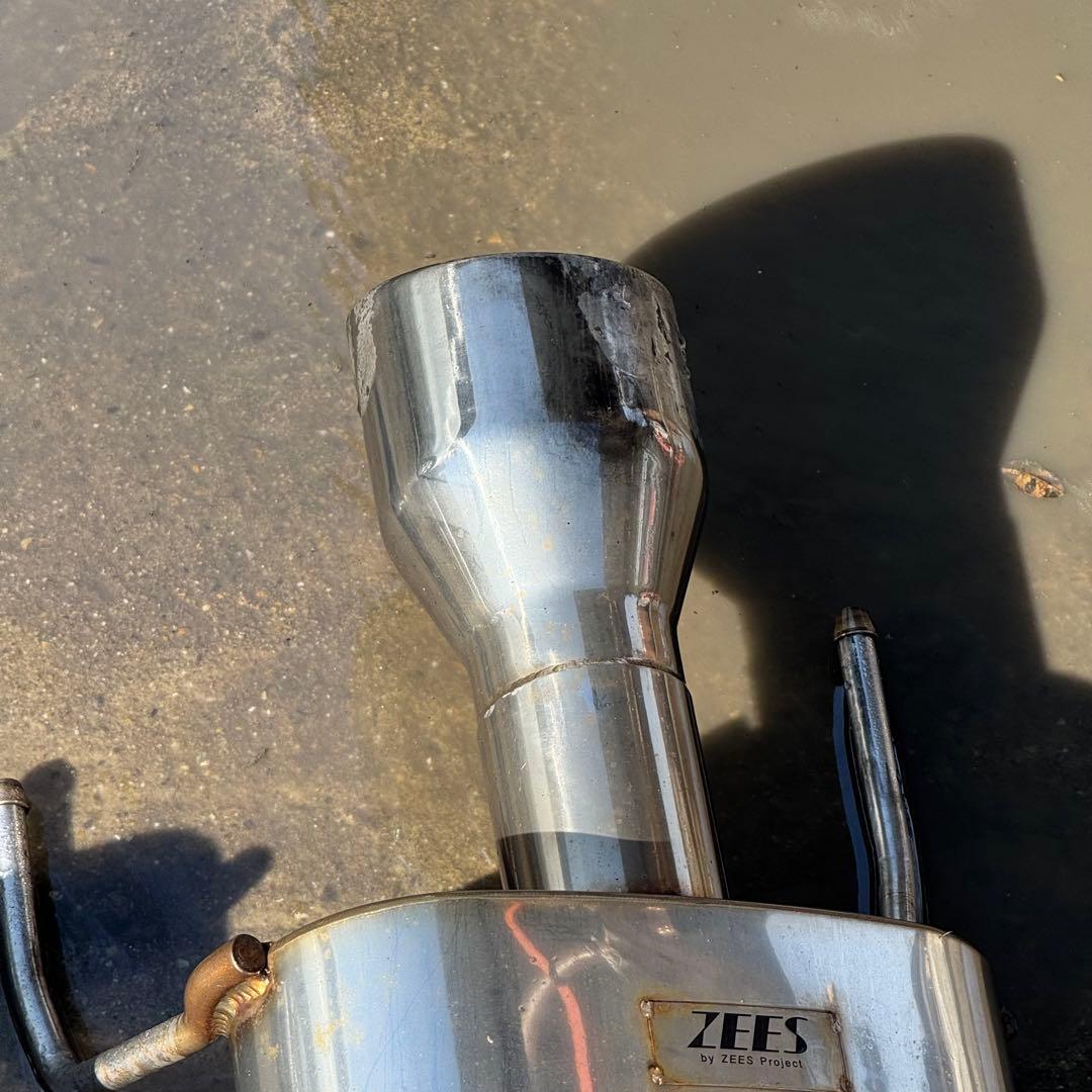 中古 ZEES マフラーセット