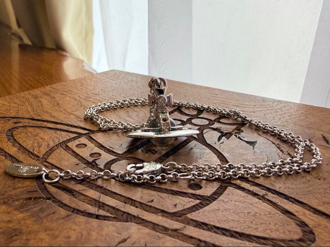 人気/現行 正規品 Vivienne Westwood タイニーオーブシルバー