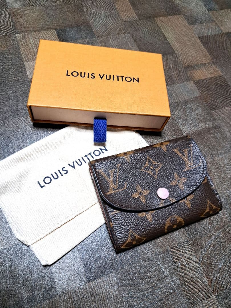 ルイヴィトン　ポルトモネロザリ　ケース