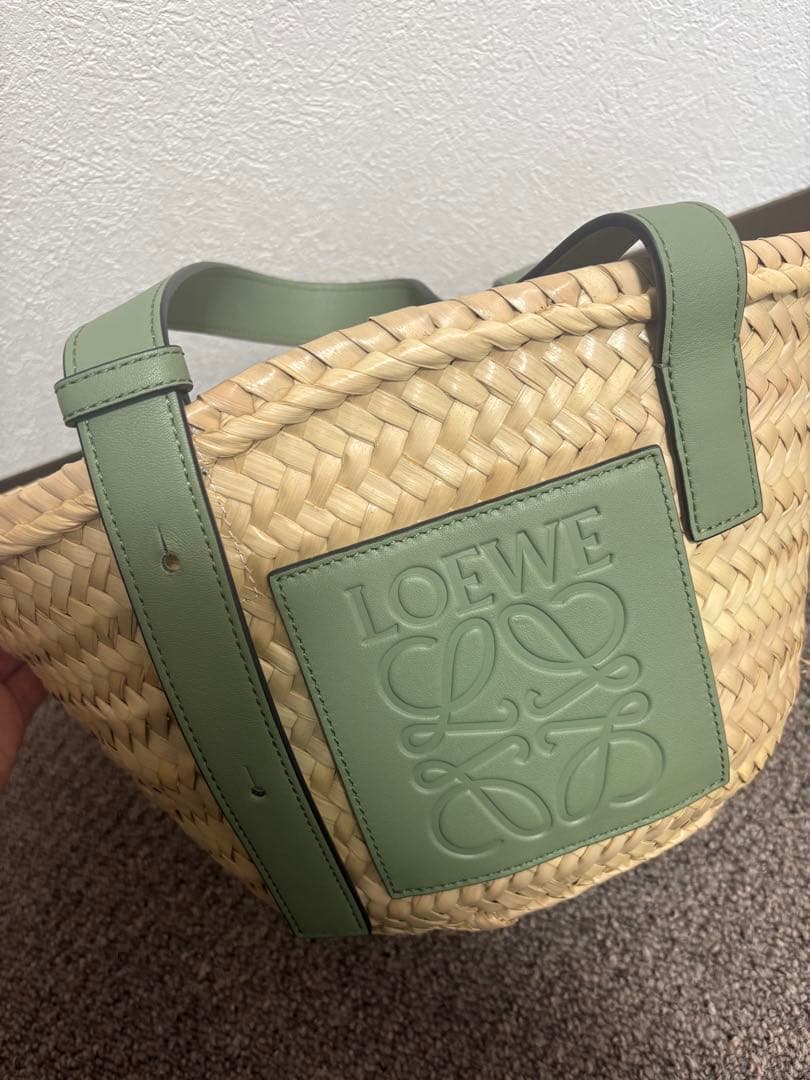 最終値下げ　限定カラー 人気 LOEWE バスケットバック グリーン