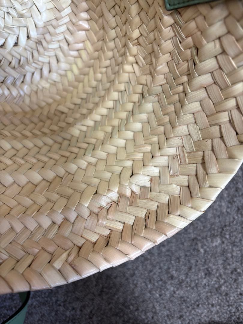 最終値下げ　限定カラー 人気 LOEWE バスケットバック グリーン