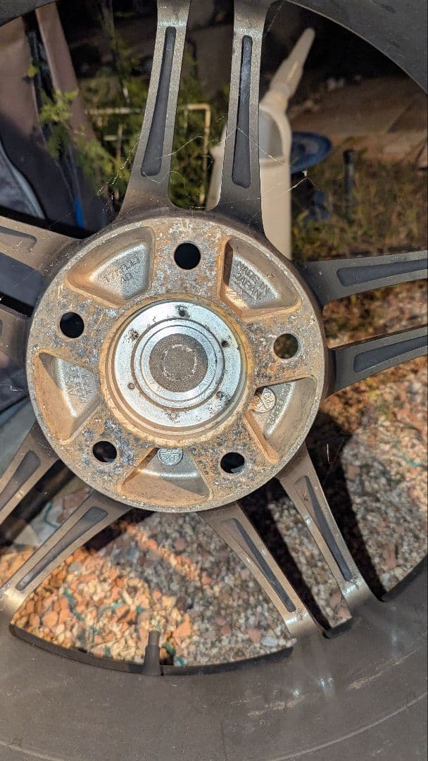 希少サイズ　売り切り！ヨコハマ　AVS　モデル5 17インチ 9J ホイール