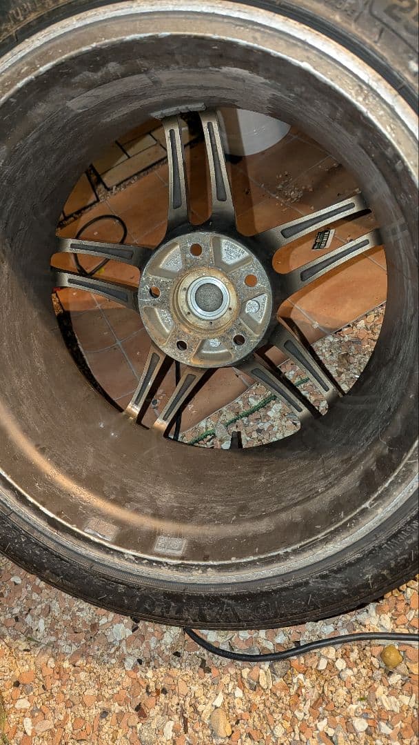 希少サイズ　売り切り！ヨコハマ　AVS　モデル5 17インチ 9J ホイール