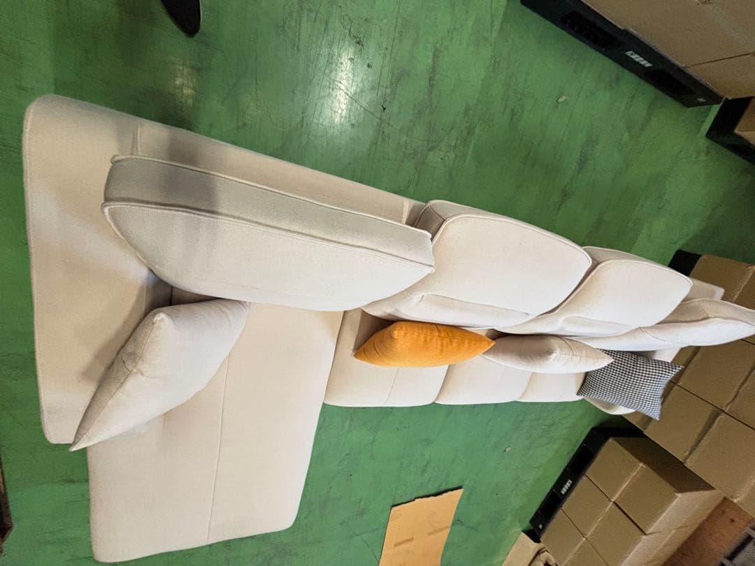 ベージュ L字型ファブリックソファ カウチ付き