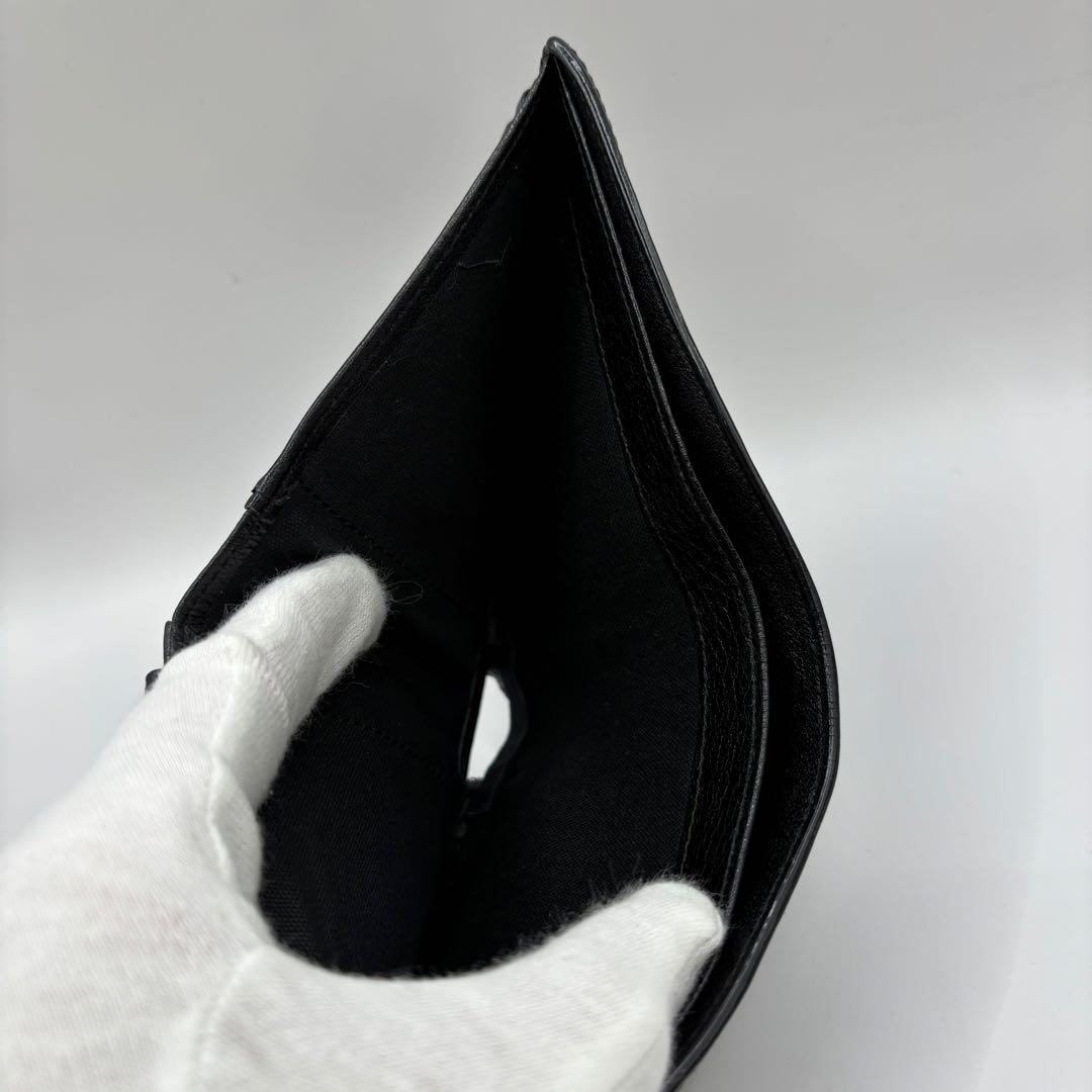 vivienne westwood 二つ折り財布　ブラック　コンパクト　財布