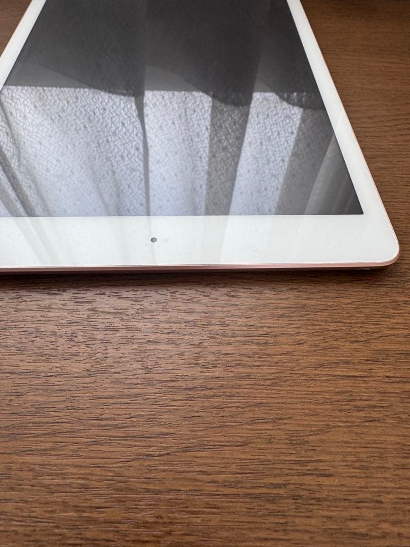 Apple純正 正規品 iPad 本体 第7世代 美品 シルバー リセット済