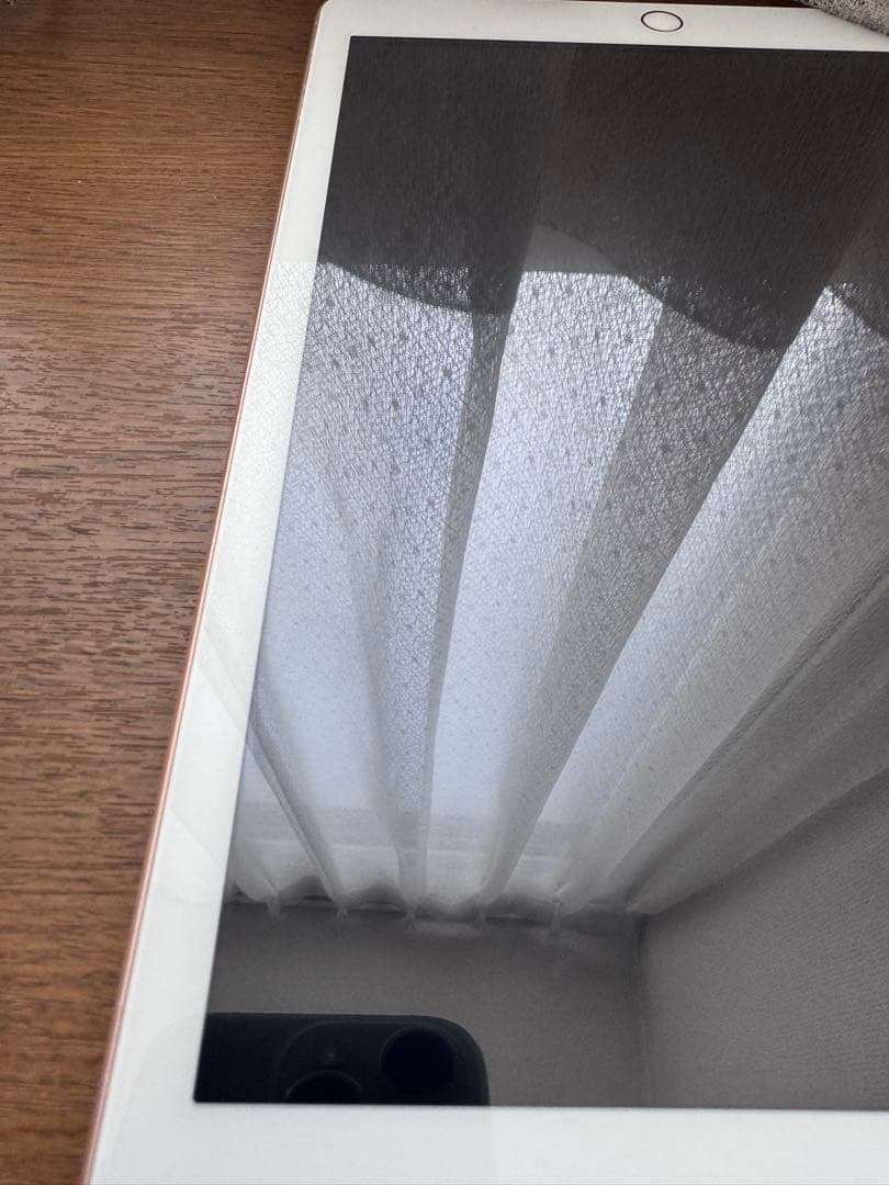 Apple純正 正規品 iPad 本体 第7世代 美品 シルバー リセット済