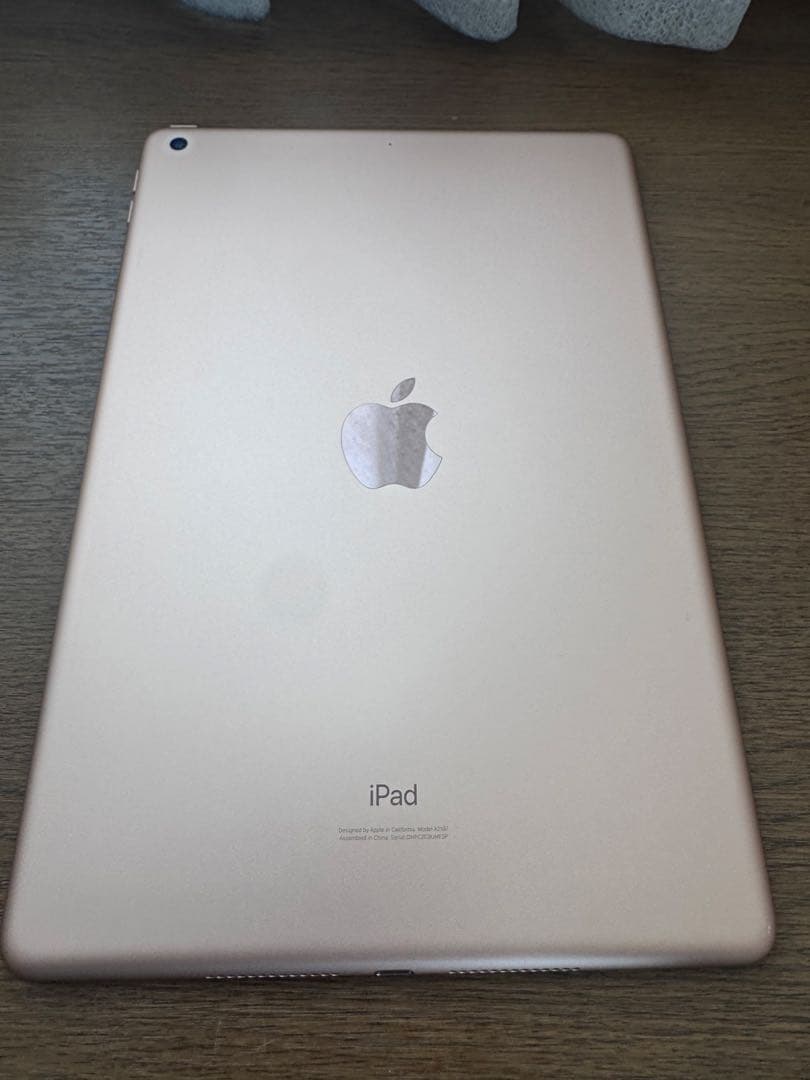 Apple純正 正規品 iPad 本体 第7世代 美品 シルバー リセット済