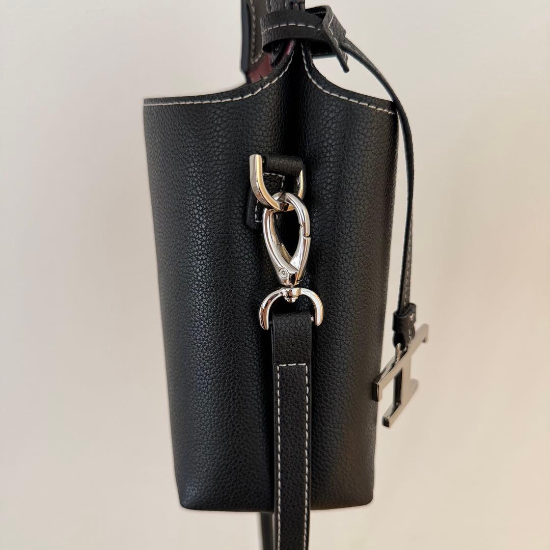 【美品】トッズ Tod's ショルダーバッグ タイムレス マイクロ レザー