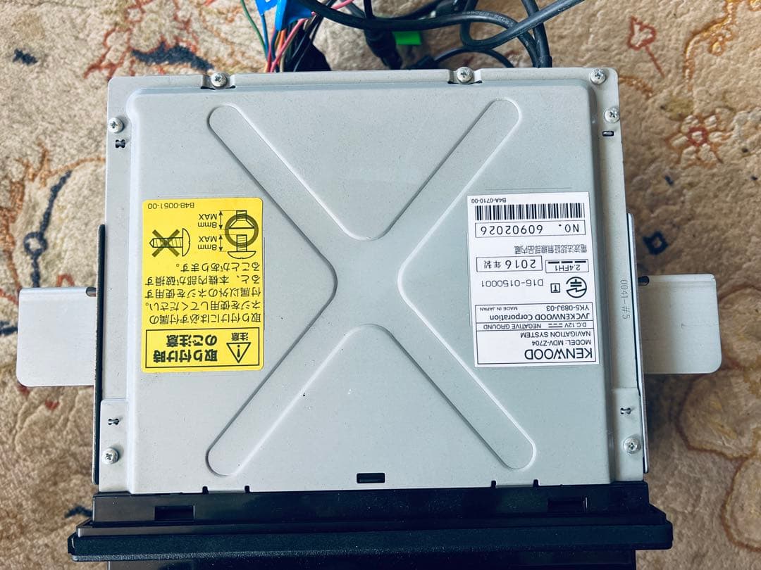 KENWOOD カーナビ MDV-Z704