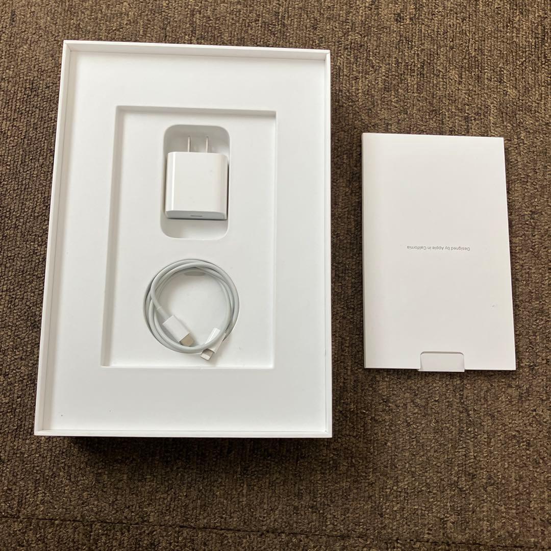 iPad（第9世代）10.2インチ Wi-Fiモデル 64GB スペースグレイ