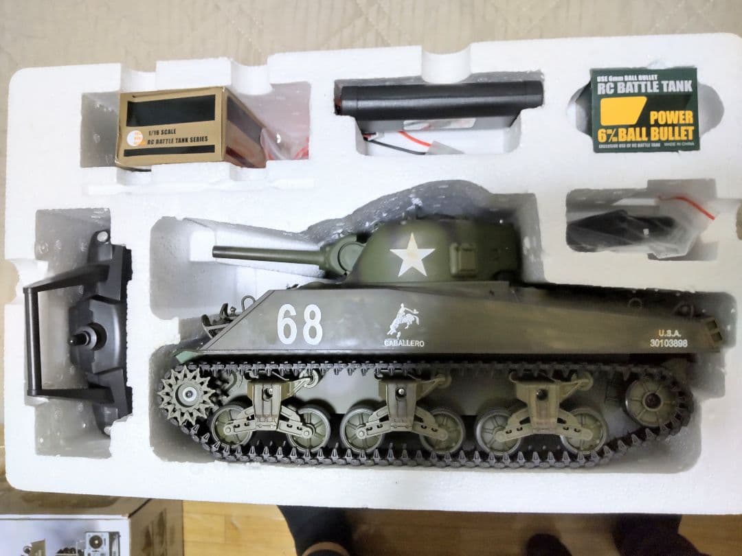 M4A3 Sherman 105 ラジコン戦車 1/16スケール