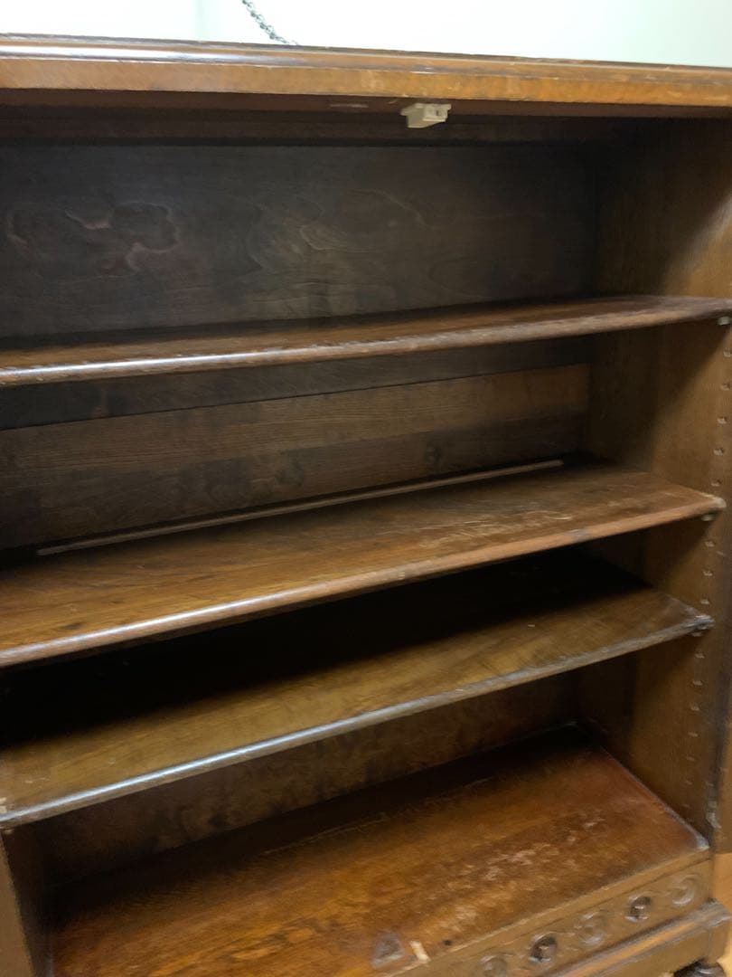 イギリス　アンティーク家具　木製キャビネット 引き出し付き