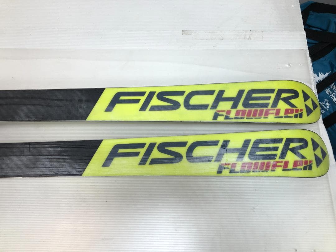 ◆ スキー FISCHER RC4 W.C. 185 カービングスキー スキー板