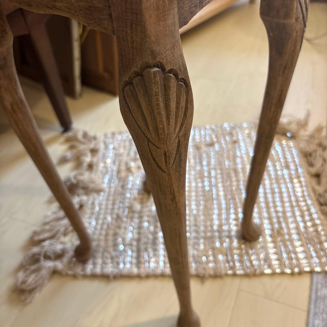 ヴィンテージ家具　ヨーロッパ　サイドテーブル 花台 コンソールテーブル