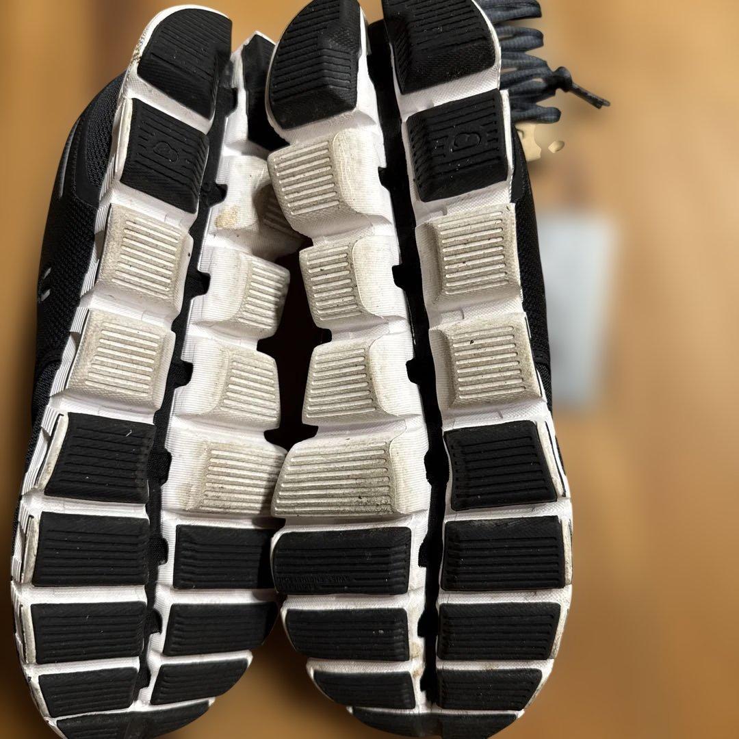 on ランニングシューズ ブラック　美品