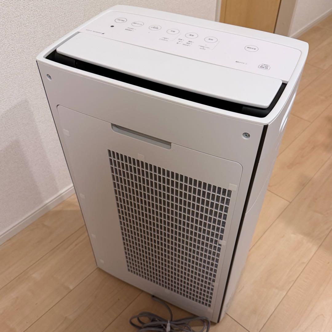 極美品 シャープ 加湿空気清浄機 KI-SX70-W プラズマクラスターNEXT
