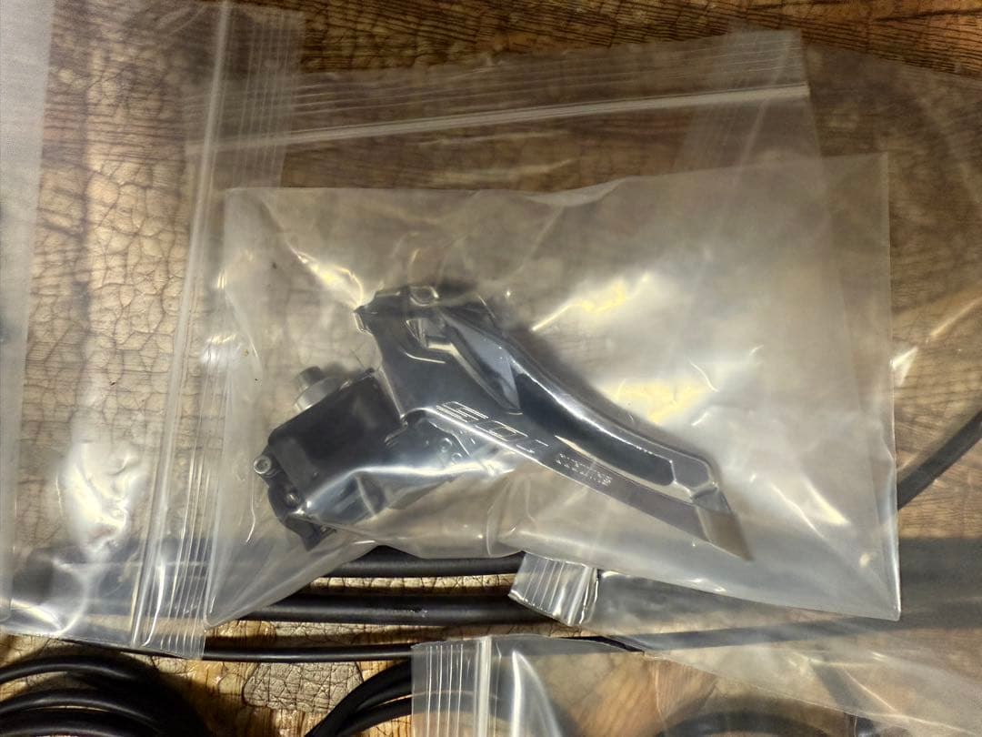 シマノ機械式105 12速グループセット油圧ブレーキ