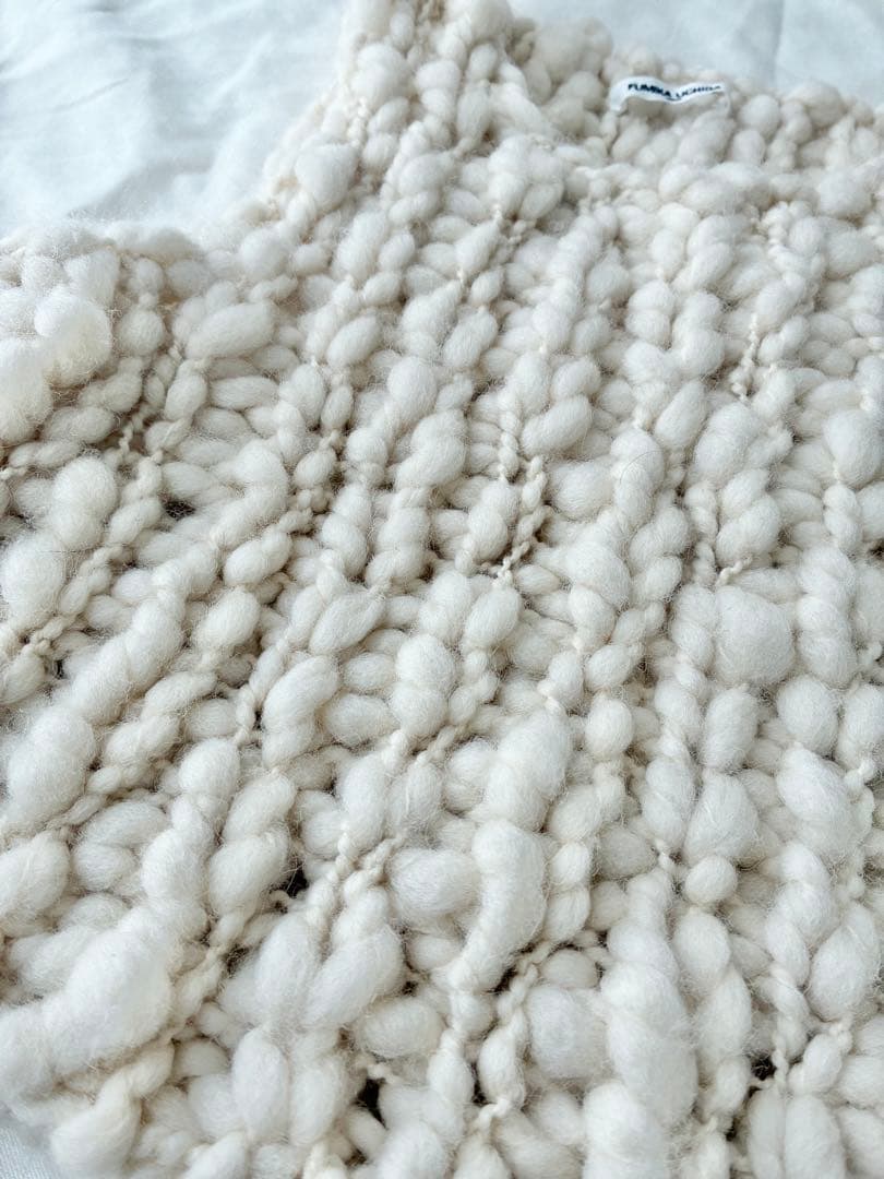 フミカ_ウチダ SPACE DYED HAND KNITTED VEST