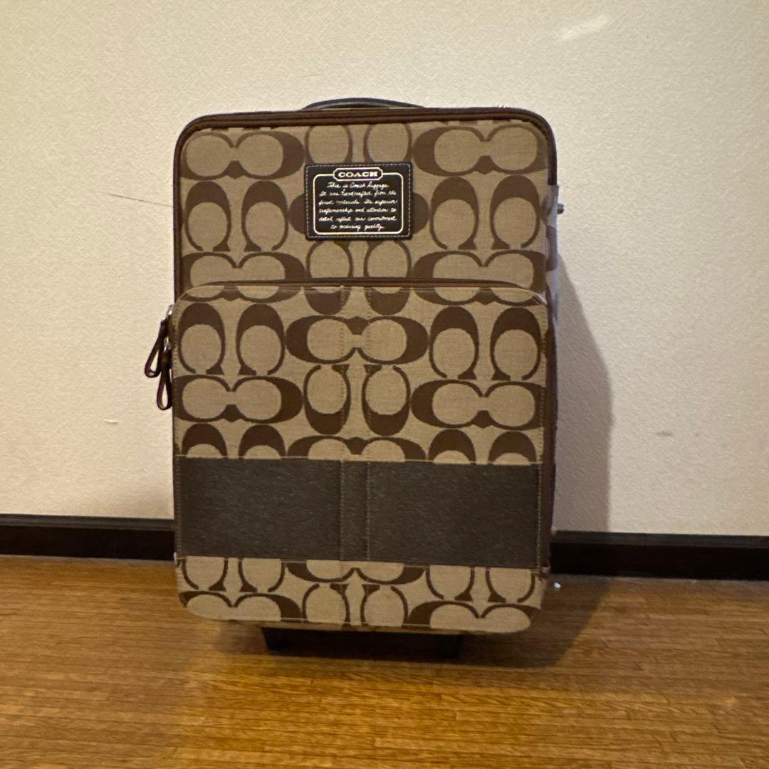 COACH ロゴパターン キャリーケース　一度のみ車移動で使用
