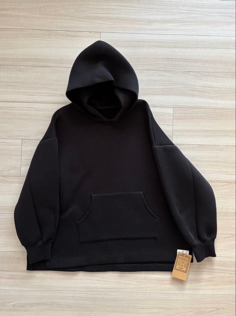 BEARDSLEY ダンボールパーカー 黒 フード付き