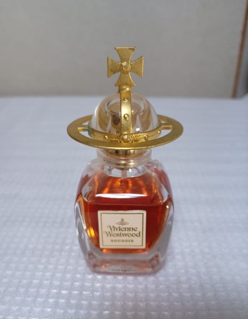 廃番　ヴィヴィアン ウェストウッド　 香水　30ml瓶　残量多め
