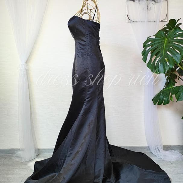 ブラックドレス　L サテン　オフショルダー　マーメイド