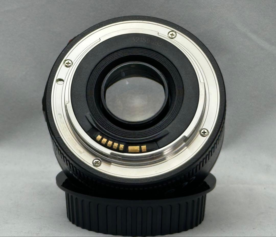 YONGNUO EF 35mm f/2 レンズ