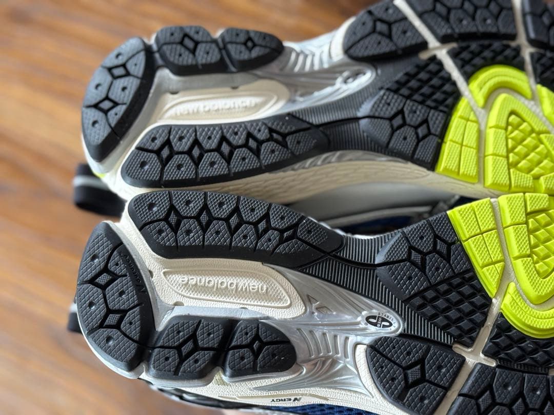 ニューバランス　M1906RCE 23cm