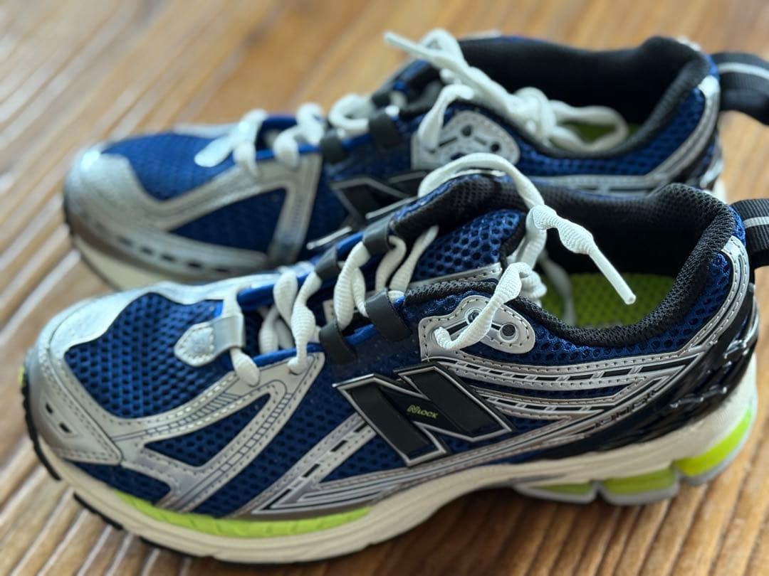 ニューバランス　M1906RCE 23cm