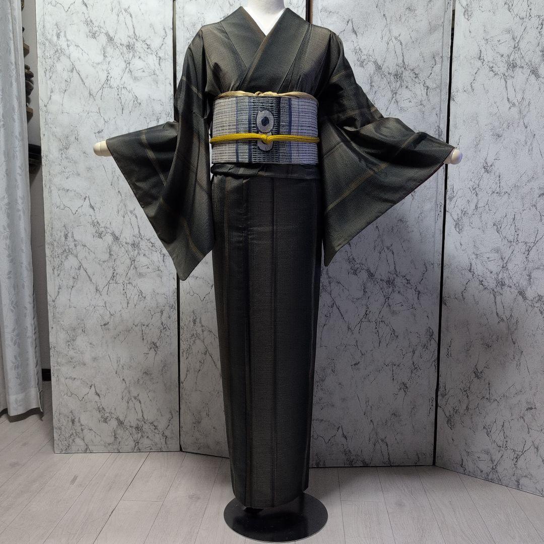 正絹大島紬小紋着物 　ストライプ　モスグリーン系色々