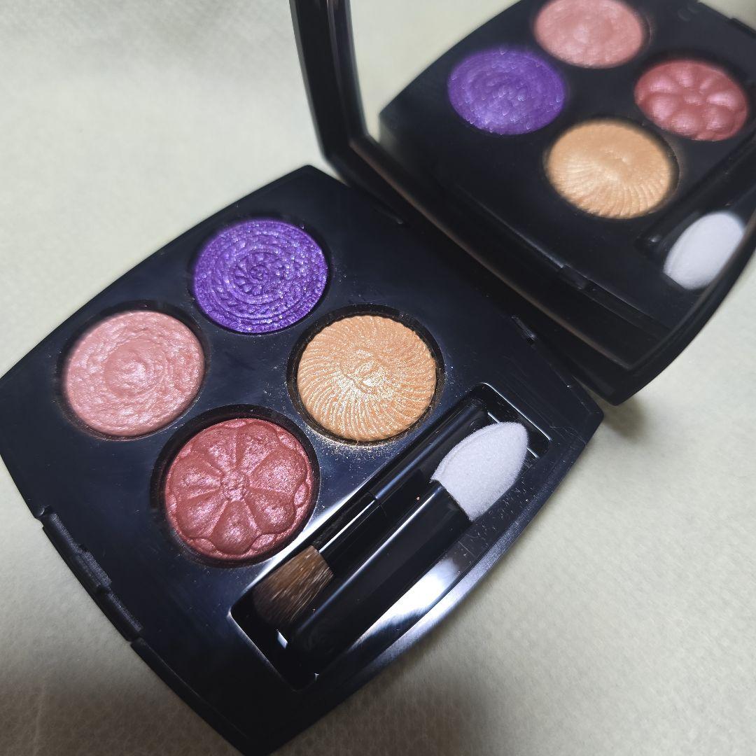 CHANEL レ キャトル オンブル ブトン　ブトンバロック239