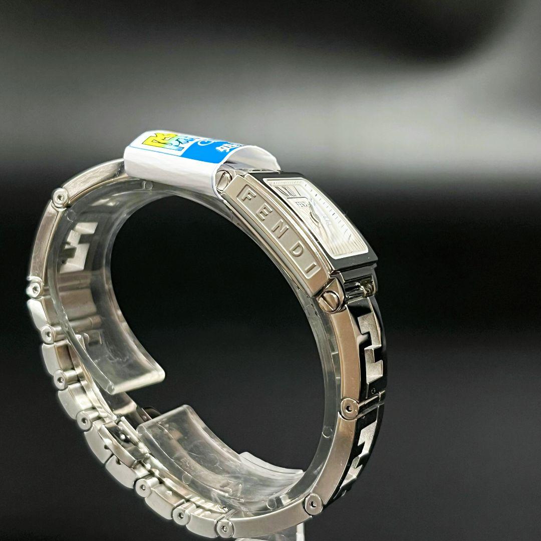 【 箱付き 】 フェンディ　腕時計　クアドロミニ　シェル文字盤　ギャラ付き