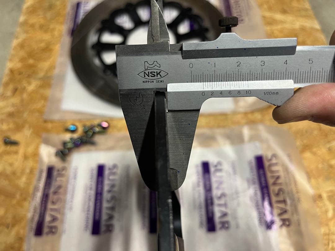 cb1300sb cb1300sf サンスターブレーキローター　送料込み