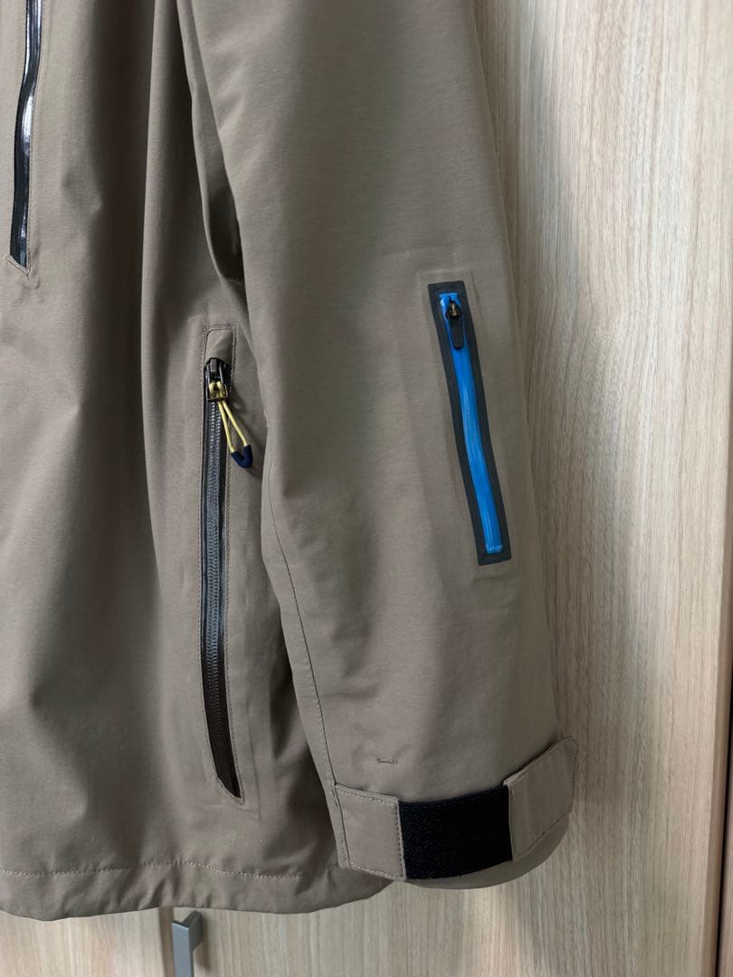 【REW】GORE-TEXウェア 上下セット M 美品ジャケット＆試着のみパンツ