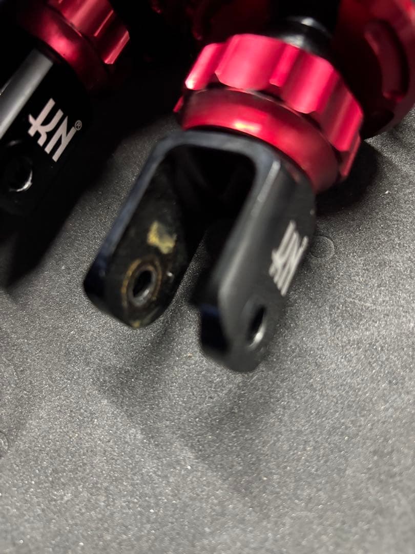 グリファス　サスペンション　赤　KN企画