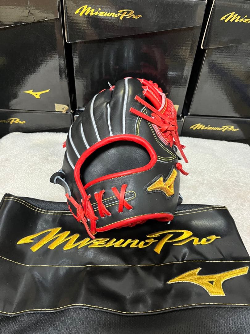 54　ミズノプロ　軟式　野球　内野手用　紅林型
