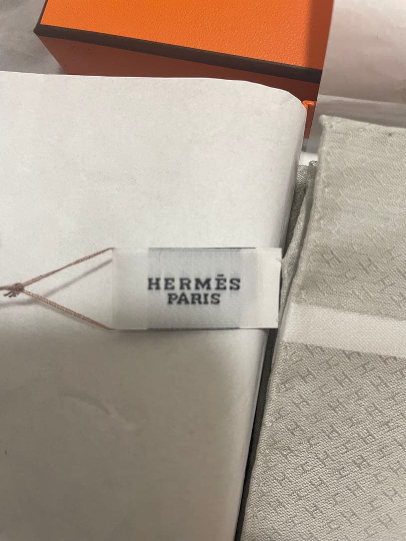 【新品未使用】HERMÈS ハンカチ エルメス ジャガードH 箱付き