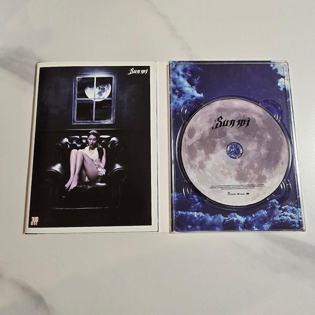 SUNMI ソンミ 1stミニアルバム - Full Moon (韓国版)