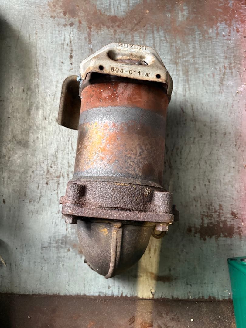スズキ　触媒　63J-C11 M15A エンジン