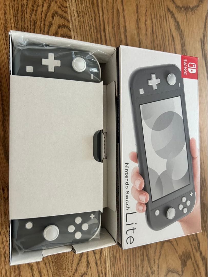 新品未使用　Nintendo Switch Lite グレー 本体