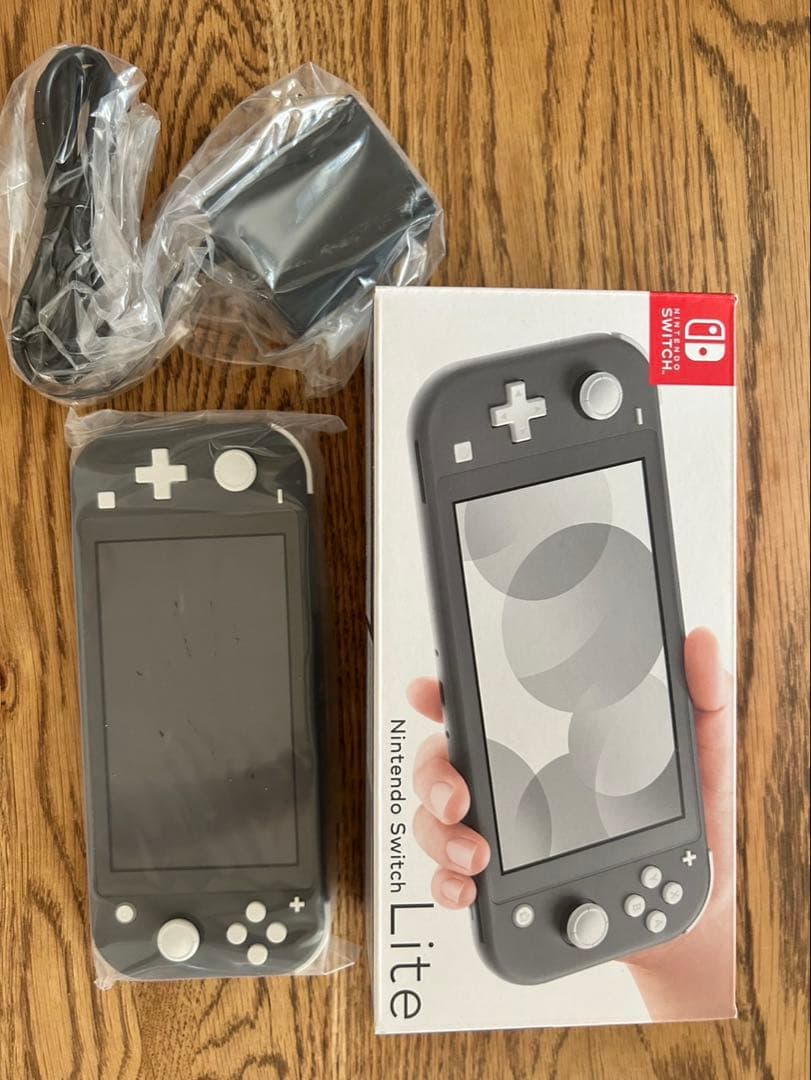 新品未使用　Nintendo Switch Lite グレー 本体