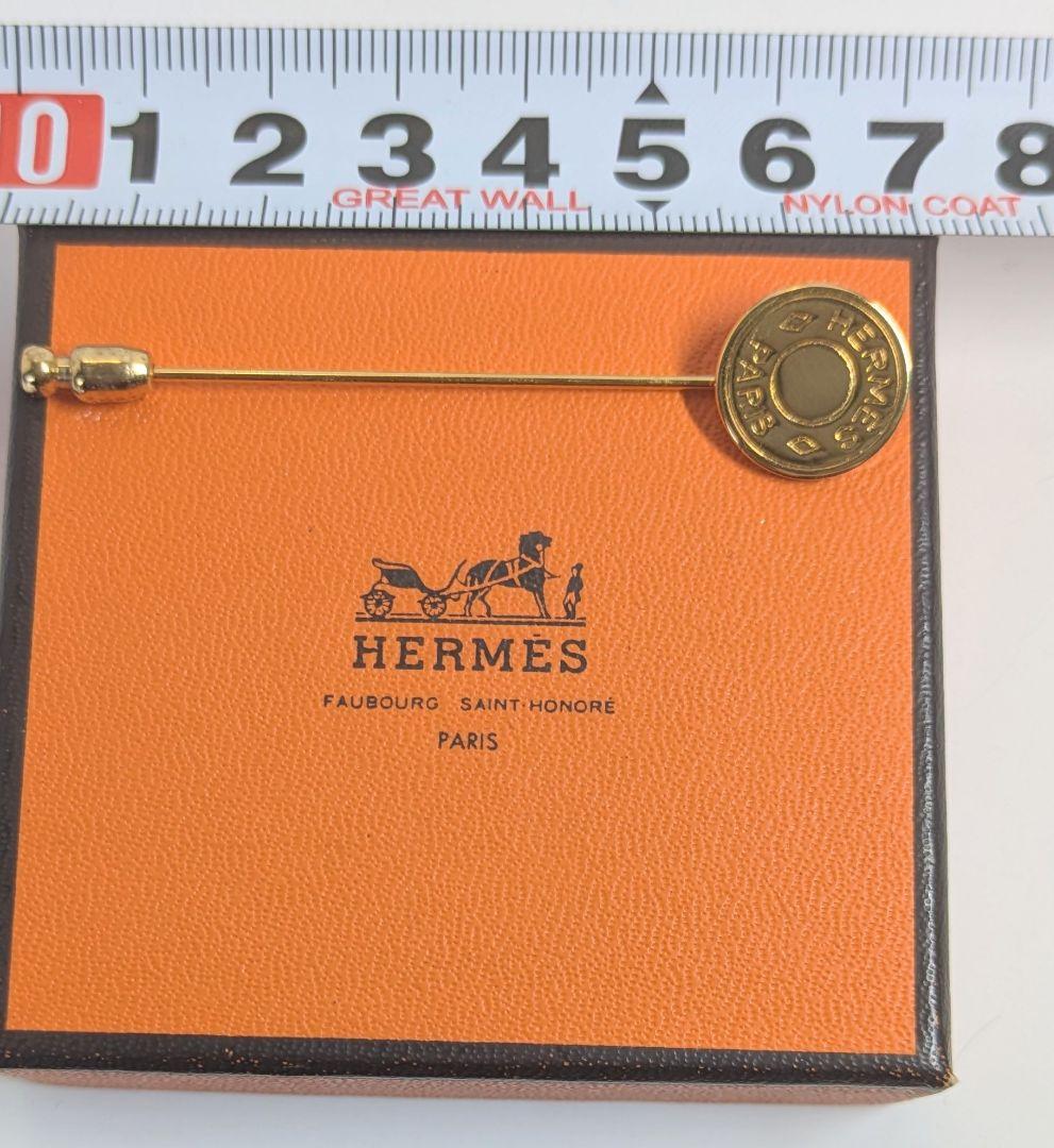 【美品】HERMES エルメス セリエ　ピンブローチ　ゴールドカラー箱付き