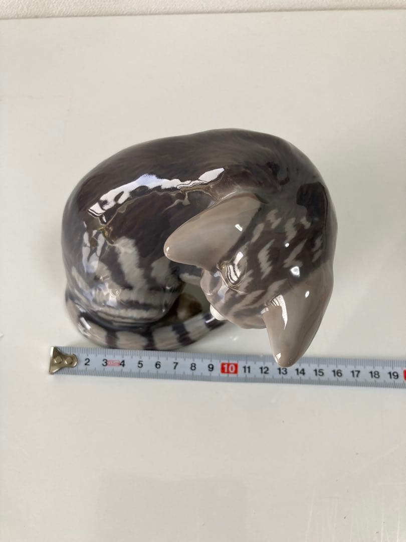   フギュリン　猫　ネコ ねこ　大きめ