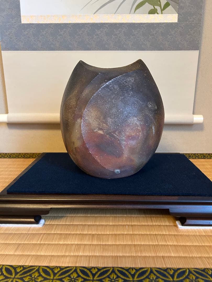 備前焼　扁壺　　伊勢崎創作