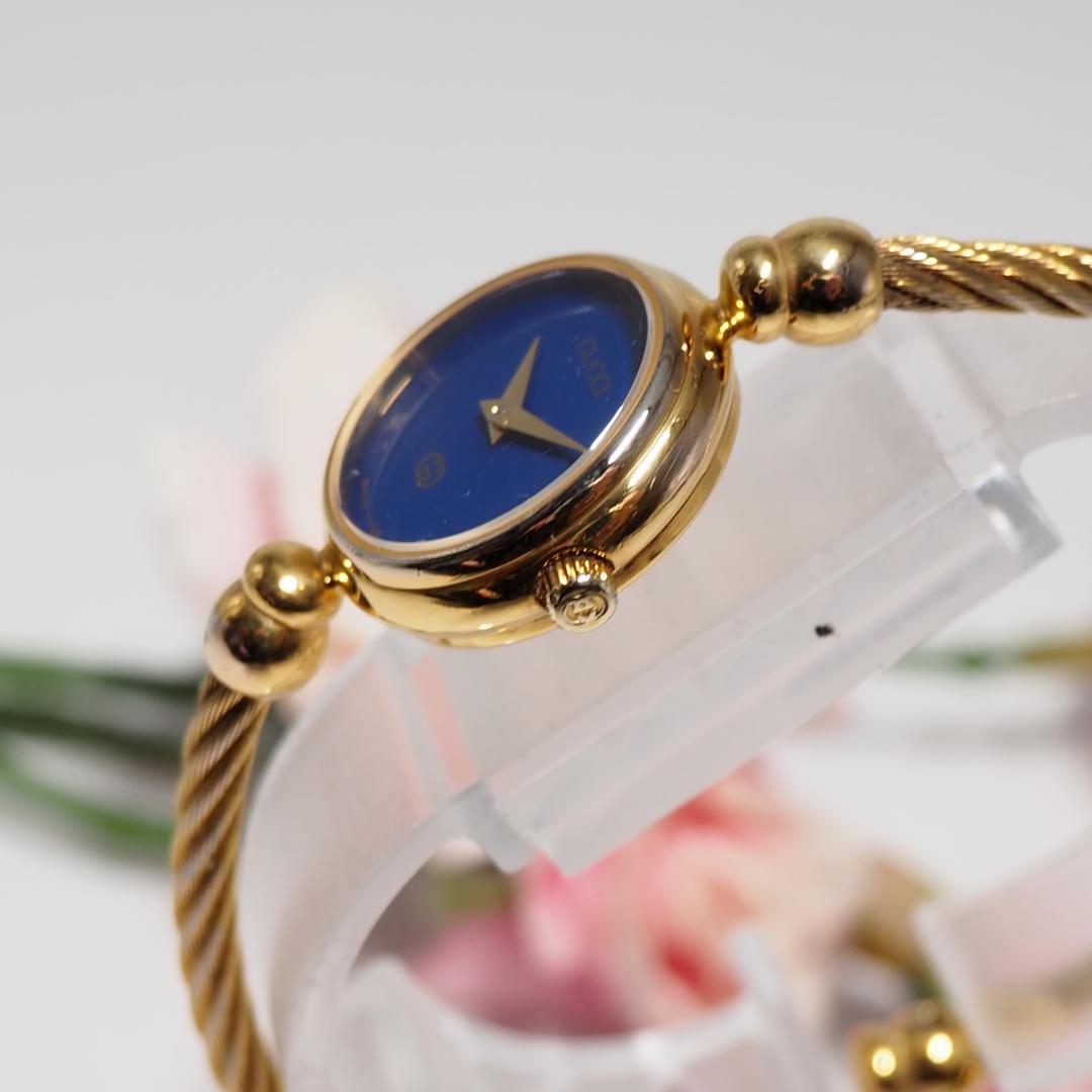 美品 グッチ GUCCI バングルウォッチ ネイビー文字盤 腕時計 F608