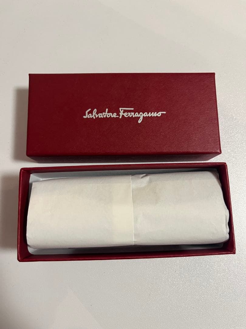 Salvatore Ferragamo ブルー レザー バレッタ